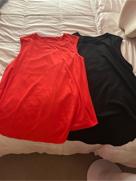 Tops - Red and Black Sleeveless Women’s Tank Top Duo